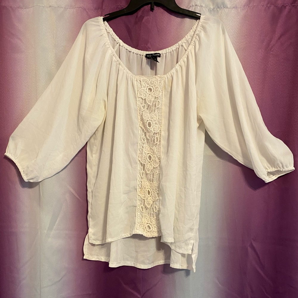 Beautiful flowy White Blouse